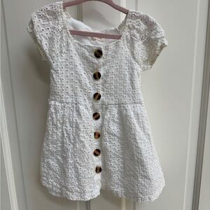 NWOT Nannette Kids 3T White Eyelet Buttoned Puff Short Sleeve Dress